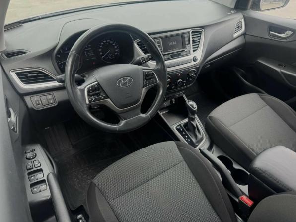 Hyundai Solaris II с пробегом 2019 года, цена 1 490 000 рублей, 73779 км, седан, Автокод Объявления