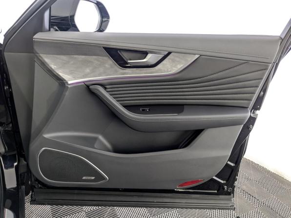 Hongqi HS5 I Рестайлинг с пробегом 2024 года, цена 3 495 000 рублей, 6896 км, внедорожник, Автокод Объявления
