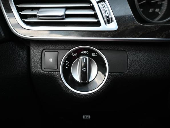 Mercedes-Benz E-Класс IV (W212 S212 C207) Рестайлинг с пробегом 2013 года, цена 1 749 000 рублей, 255807 км, седан, Автокод Объявления