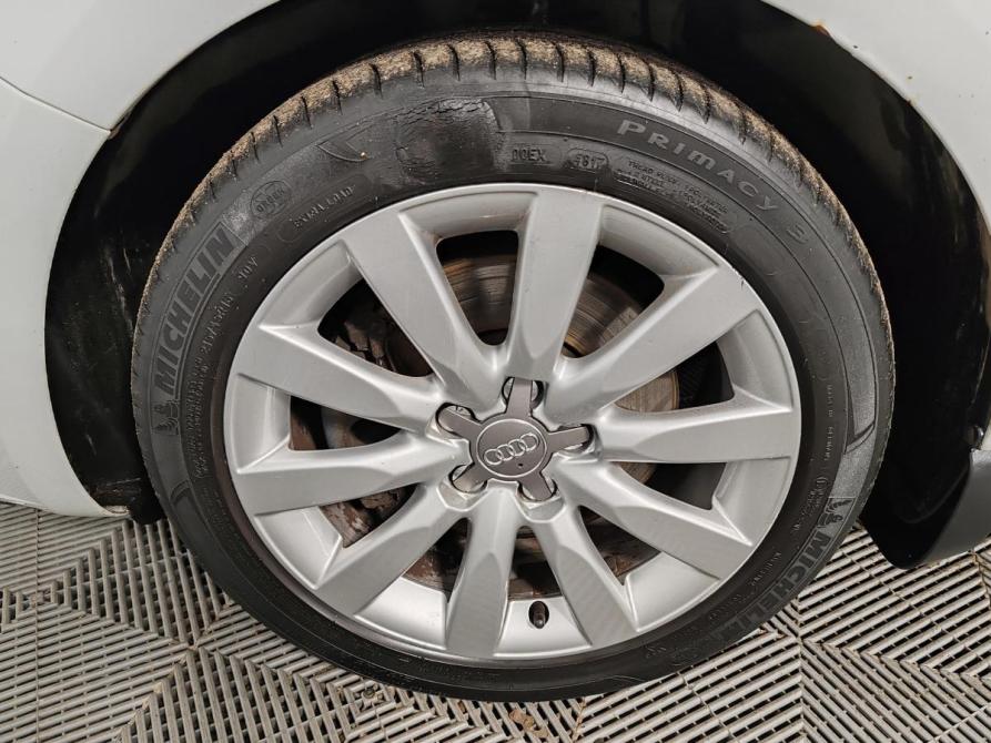 Audi A1 I (8X) Москва  - изображение 18