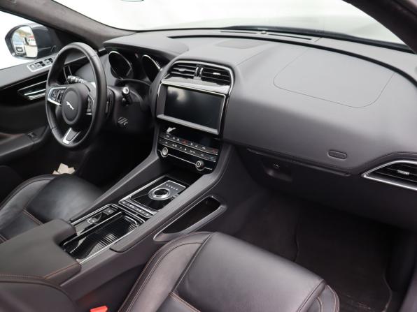 Jaguar F-Pace I с пробегом 2019 года, цена 3 500 000 рублей, 44852 км, внедорожник, Автокод Объявления