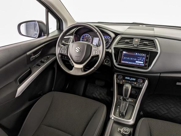 Suzuki SX4 II (S-Cross) Рестайлинг с пробегом 2019 года, цена 2 250 000 рублей, 39593 км, хэтчбек, Автокод Объявления