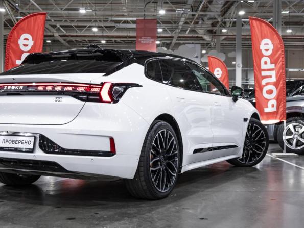 Zeekr 001 I с пробегом 2023 года, цена 4 397 680 рублей, 31369 км, лифтбек, Автокод Объявления
