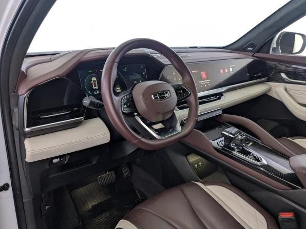 Geely Monjaro I с пробегом 2023 года, цена 3 390 000 рублей, 26928 км, внедорожник, Автокод Объявления