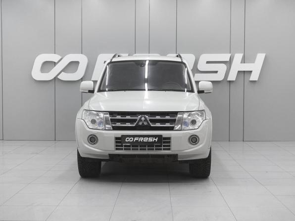 Mitsubishi Pajero IV Рестайлинг 1 с пробегом 2014 года, цена 2 080 000 рублей, 209799 км, внедорожник, Автокод Объявления