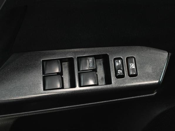Toyota RAV4 IV (XA40) Рестайлинг с пробегом 2017 года, цена 2 500 000 рублей, 133707 км, внедорожник, Автокод Объявления