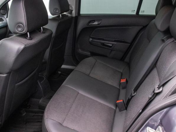 Opel Astra H с пробегом 2006 года, цена 345 000 рублей, 303142 км, хэтчбек, Автокод Объявления