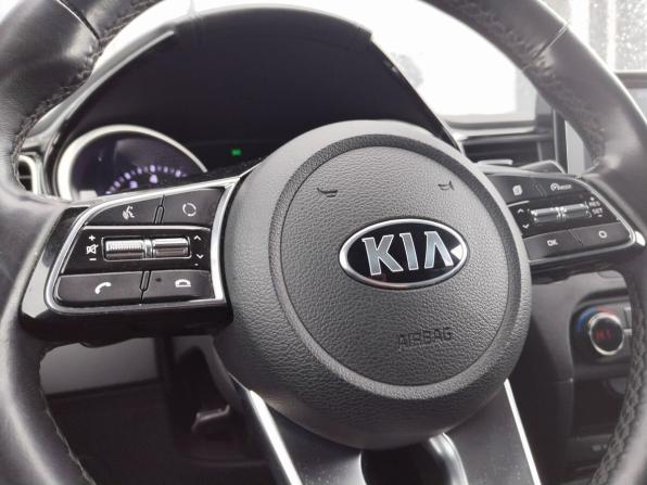 Kia Ceed III с пробегом 2018 года, цена 1 550 000 рублей, 105000 км, хэтчбек, Автокод Объявления
