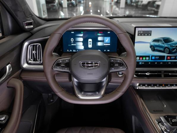 Geely Monjaro I Рестайлинг 2 с пробегом 2026 года, цена 4 200 000 рублей, 50 км, внедорожник, Автокод Объявления