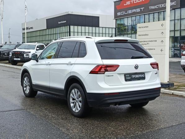 Volkswagen Tiguan II с пробегом 2017 года, цена 2 290 000 рублей, 152456 км, внедорожник, Автокод Объявления