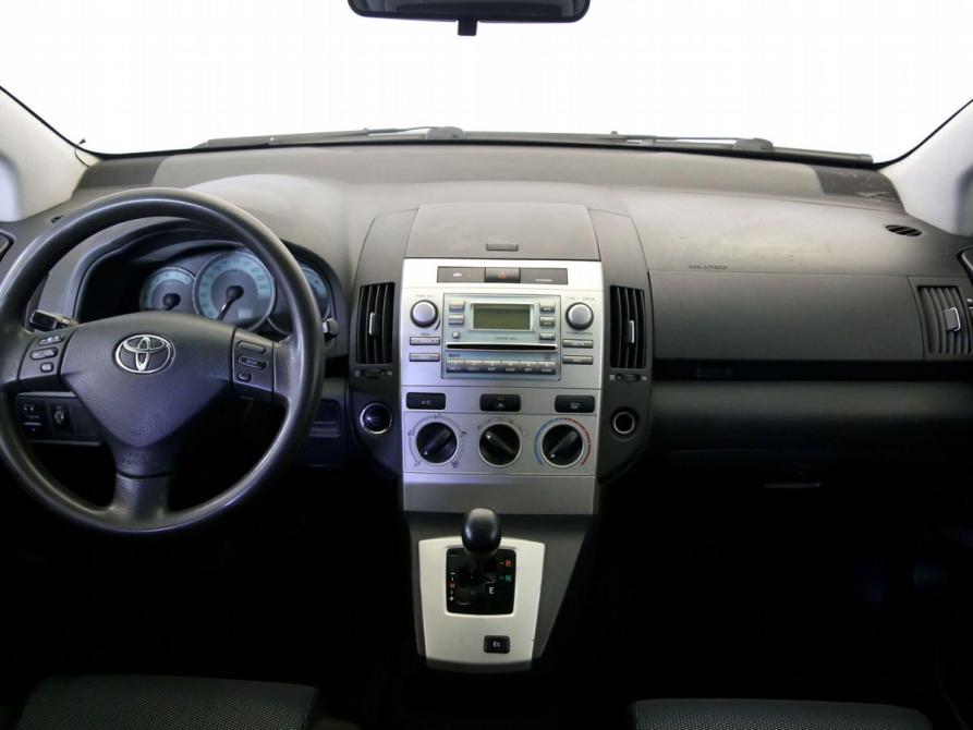 Toyota Corolla Verso I Рестайлинг Санкт-Петербург  - изображение 15