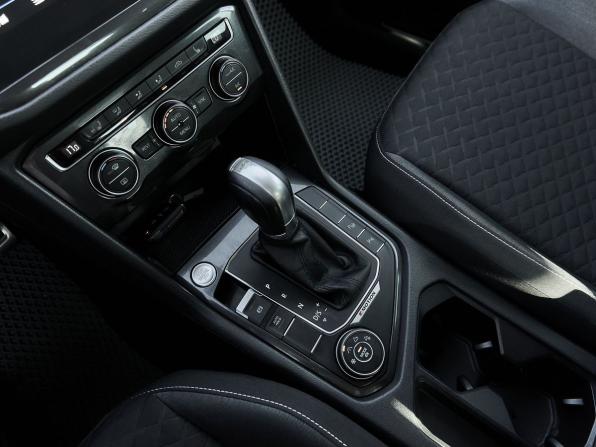 Volkswagen Tiguan II с пробегом 2018 года, цена 2 287 000 рублей, 149300 км, внедорожник, Автокод Объявления