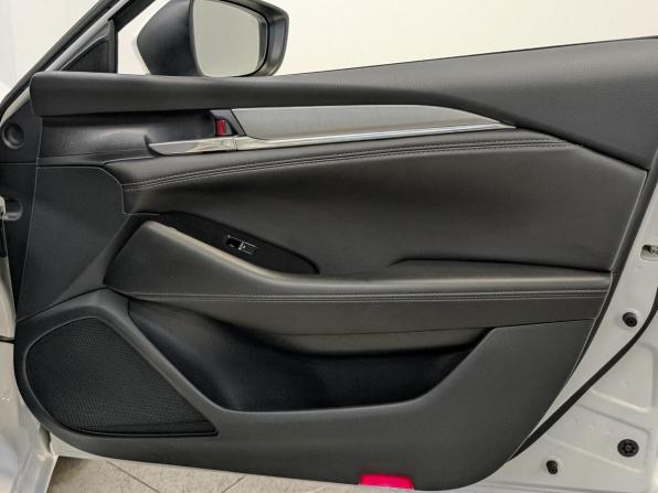 Mazda 6 III (GJ) Рестайлинг 2 с пробегом 2023 года, цена 3 200 000 рублей, 44920 км, седан, Автокод Объявления