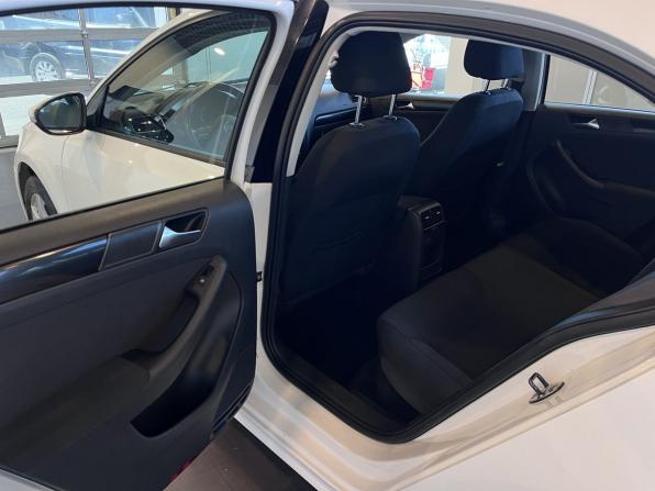 Volkswagen Jetta VI с пробегом 2011 года, цена 840 000 рублей, 105348 км, седан, Автокод Объявления