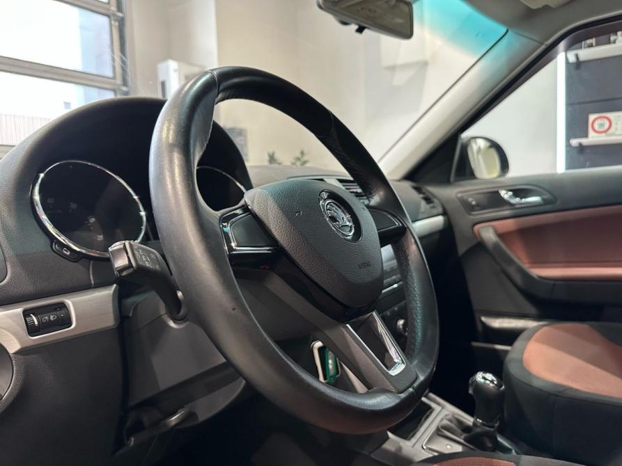 Skoda Yeti I Рестайлинг Москва  - изображение 12