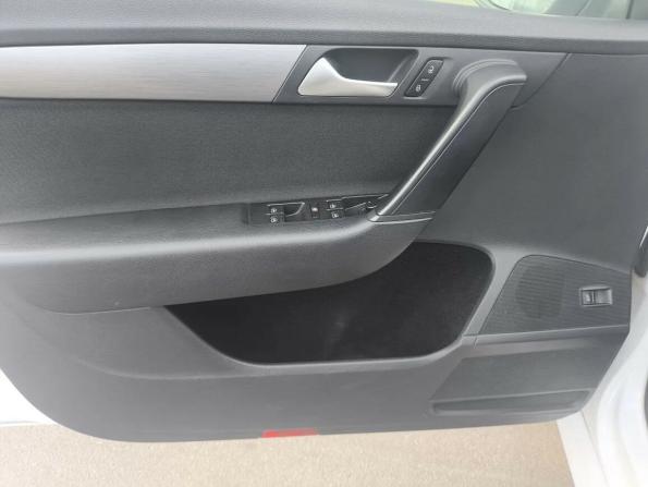 Volkswagen Passat B7 с пробегом 2012 года, цена 1 150 000 рублей, 196872 км, седан, Автокод Объявления