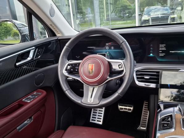 Hongqi E-HS9 с пробегом 2021 года, цена 3 800 000 рублей, 52500 км, внедорожник, Автокод Объявления