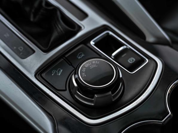 Mitsubishi Pajero Sport III с пробегом 2017 года, цена 2 360 000 рублей, 207616 км, внедорожник, Автокод Объявления