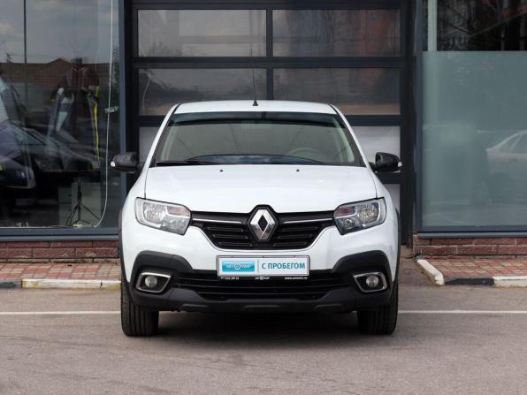 Renault Logan II Рестайлинг с пробегом 2019 года, цена 1 109 000 рублей, 120000 км, седан, Автокод Объявления