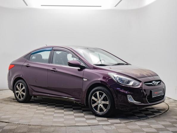 Hyundai Solaris I с пробегом 2012 года, цена 570 000 рублей, 217449 км, седан, Автокод Объявления