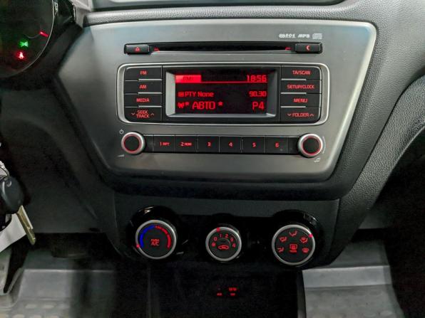 Kia Rio III Рестайлинг с пробегом 2017 года, цена 1 150 000 рублей, 173108 км, седан, Автокод Объявления