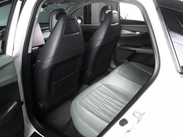 Changan Lamore с пробегом 2023 года, цена 1 650 000 рублей, 76018 км, седан, Автокод Объявления