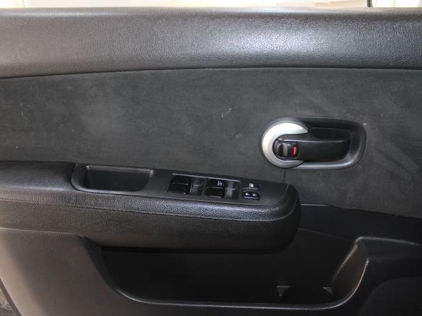 Nissan Tiida I Рестайлинг с пробегом 2011 года, цена 889 900 рублей, 139535 км, хэтчбек, Автокод Объявления
