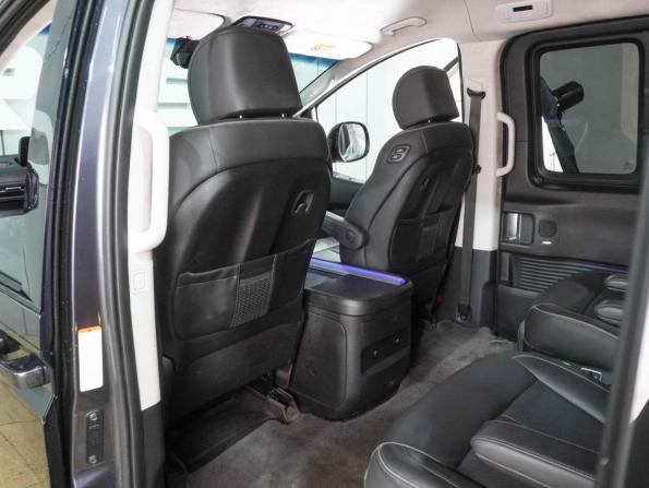 Hyundai Staria I с пробегом 2022 года, цена 5 399 000 рублей, 52841 км, минивэн, Автокод Объявления