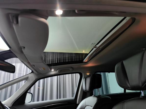 Renault Espace V с пробегом 2018 года, цена 1 645 000 рублей, 223291 км, минивэн, Автокод Объявления