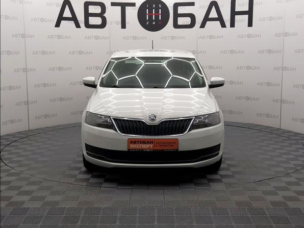 Skoda Rapid I Рестайлинг с пробегом 2017 года, цена 1 319 000 рублей, 44983 км, лифтбек, Автокод Объявления