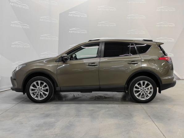 Toyota RAV4 IV (XA40) Рестайлинг с пробегом 2017 года, цена 2 500 000 рублей, 194000 км, внедорожник, Автокод Объявления