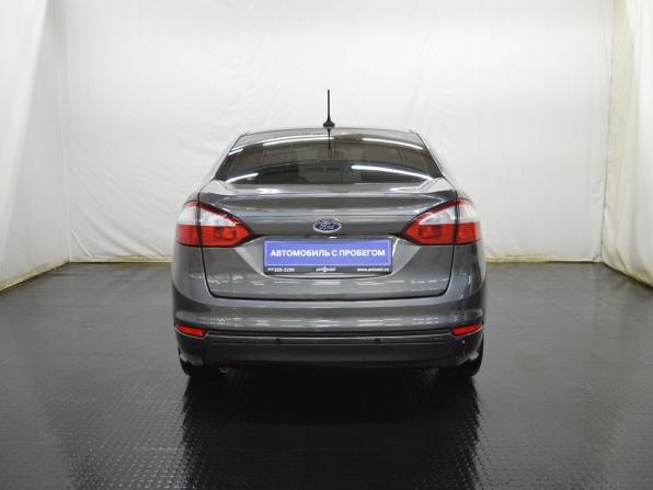 Ford Fiesta Mk6 Рестайлинг с пробегом 2016 года, цена 850 000 рублей, 86367 км, хэтчбек, Автокод Объявления
