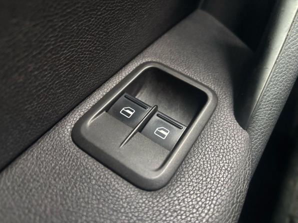 Skoda Yeti I Рестайлинг с пробегом 2015 года, цена 1 149 000 рублей, 226664 км, внедорожник, Автокод Объявления