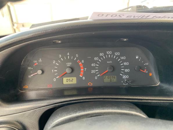 Chevrolet Niva I Рестайлинг с пробегом 2010 года, цена 318 000 рублей, 210000 км, внедорожник, Автокод Объявления