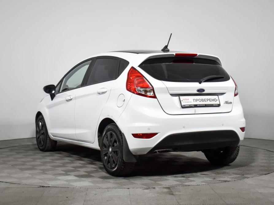 Ford Fiesta Mk6 Рестайлинг Санкт-Петербург  - изображение 7