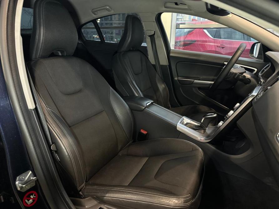Volvo S60 II Рестайлинг Санкт-Петербург  - изображение 34