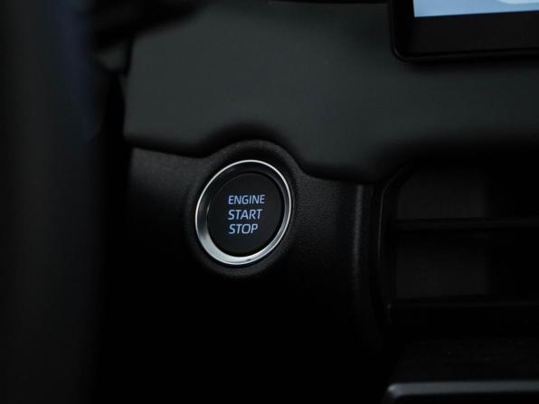 Toyota RAV4 VI (XA60) с пробегом 2026 года, цена 4 199 999 рублей, 40 км, внедорожник, Автокод Объявления