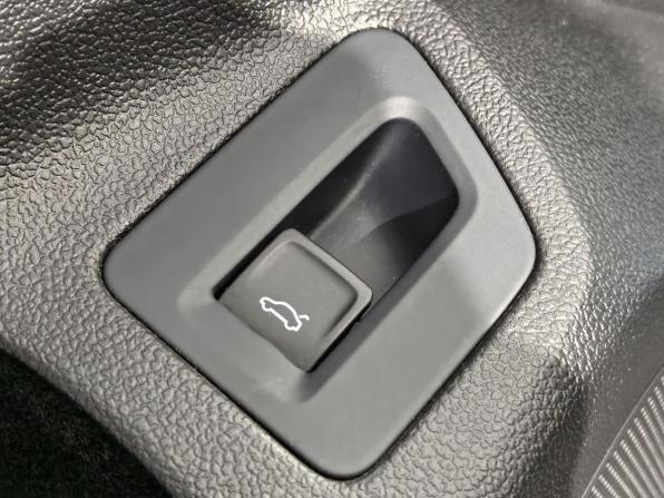 Volkswagen Passat B8 с пробегом 2018 года, цена 2 949 900 рублей, 113992 км, универсал, Автокод Объявления