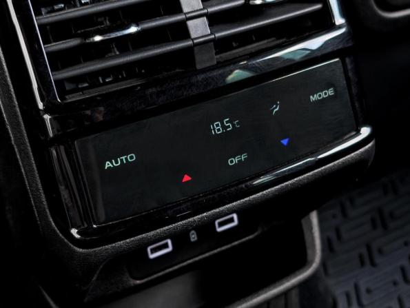 Geely Monjaro I с пробегом 2023 года, цена 2 990 000 рублей, 30162 км, внедорожник, Автокод Объявления
