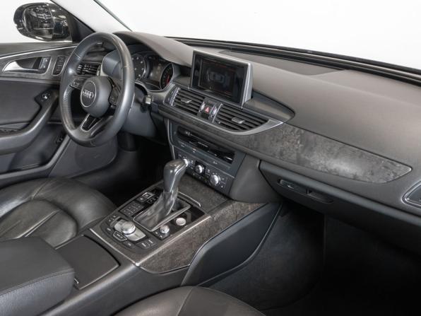 Audi A6 IV (C7) Рестайлинг с пробегом 2017 года, цена 1 976 000 рублей, 155600 км, седан, Автокод Объявления
