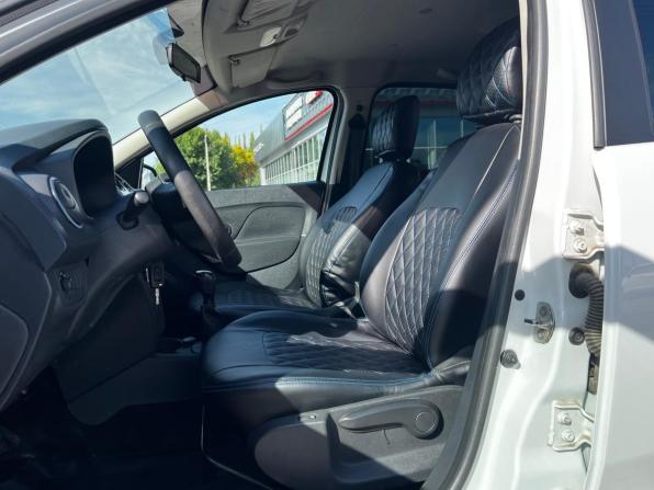 Renault Logan II Рестайлинг с пробегом 2021 года, цена 899 000 рублей, 99531 км, седан, Автокод Объявления