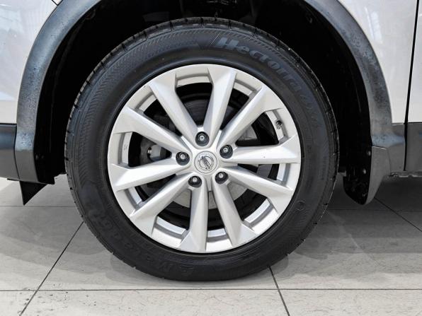 Nissan Qashqai II с пробегом 2015 года, цена 1 579 000 рублей, 105850 км, внедорожник, Автокод Объявления