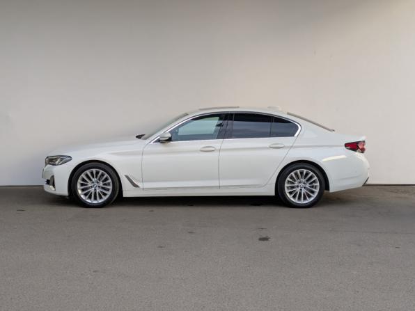 BMW 5 серии VII (G30/G31/G38) Рестайлинг с пробегом 2022 года, цена 5 200 000 рублей, 69342 км, седан, Автокод Объявления