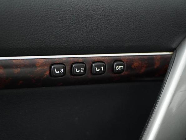Toyota Land Cruiser 200 Series Рестайлинг 1 с пробегом 2014 года, цена 4 945 055 рублей, 99525 км, внедорожник, Автокод Объявления