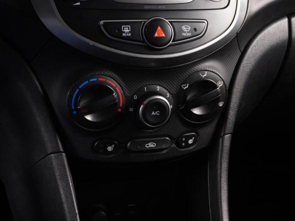 Hyundai Solaris I Рестайлинг с пробегом 2015 года, цена 1 025 000 рублей, 177724 км, хэтчбек, Автокод Объявления