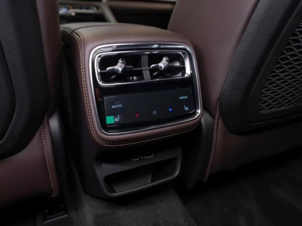 Geely Monjaro I Рестайлинг 2 с пробегом 2026 года, цена 4 200 000 рублей, 30 км, внедорожник, Автокод Объявления