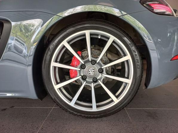 Porsche Boxster IV 718 (982) с пробегом 2016 года, цена 7 090 000 рублей, 44175 км, родстер, Автокод Объявления