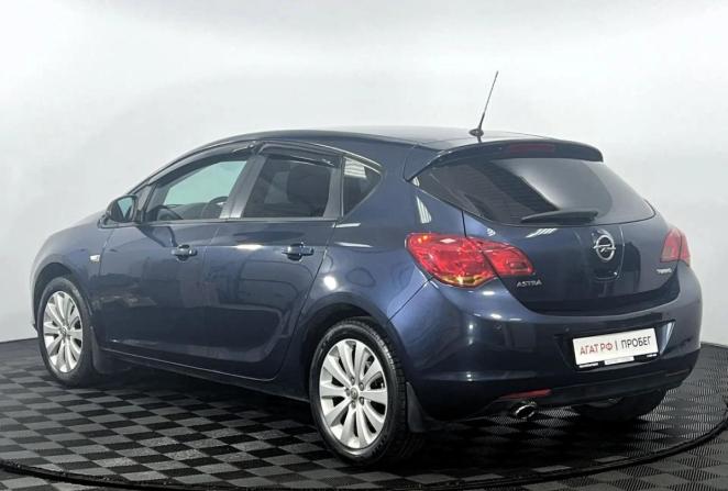 Opel Astra J Рестайлинг с пробегом 2011 года, цена 755 000 рублей, 124999 км, хэтчбек, Автокод Объявления