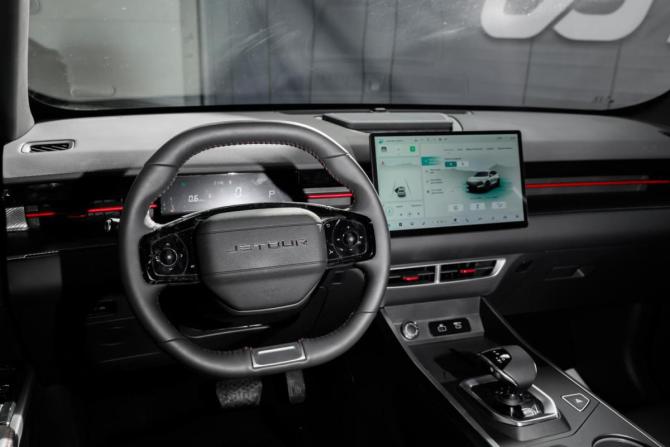 JETOUR DASHING I с пробегом 2025 года, цена 2 550 000 рублей, 20 км, внедорожник, Автокод Объявления