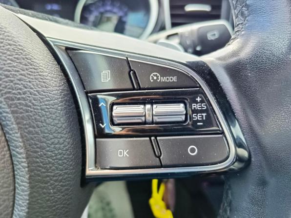 Kia Ceed II Рестайлинг с пробегом 2018 года, цена 1 600 000 рублей, 97977 км, хэтчбек, Автокод Объявления